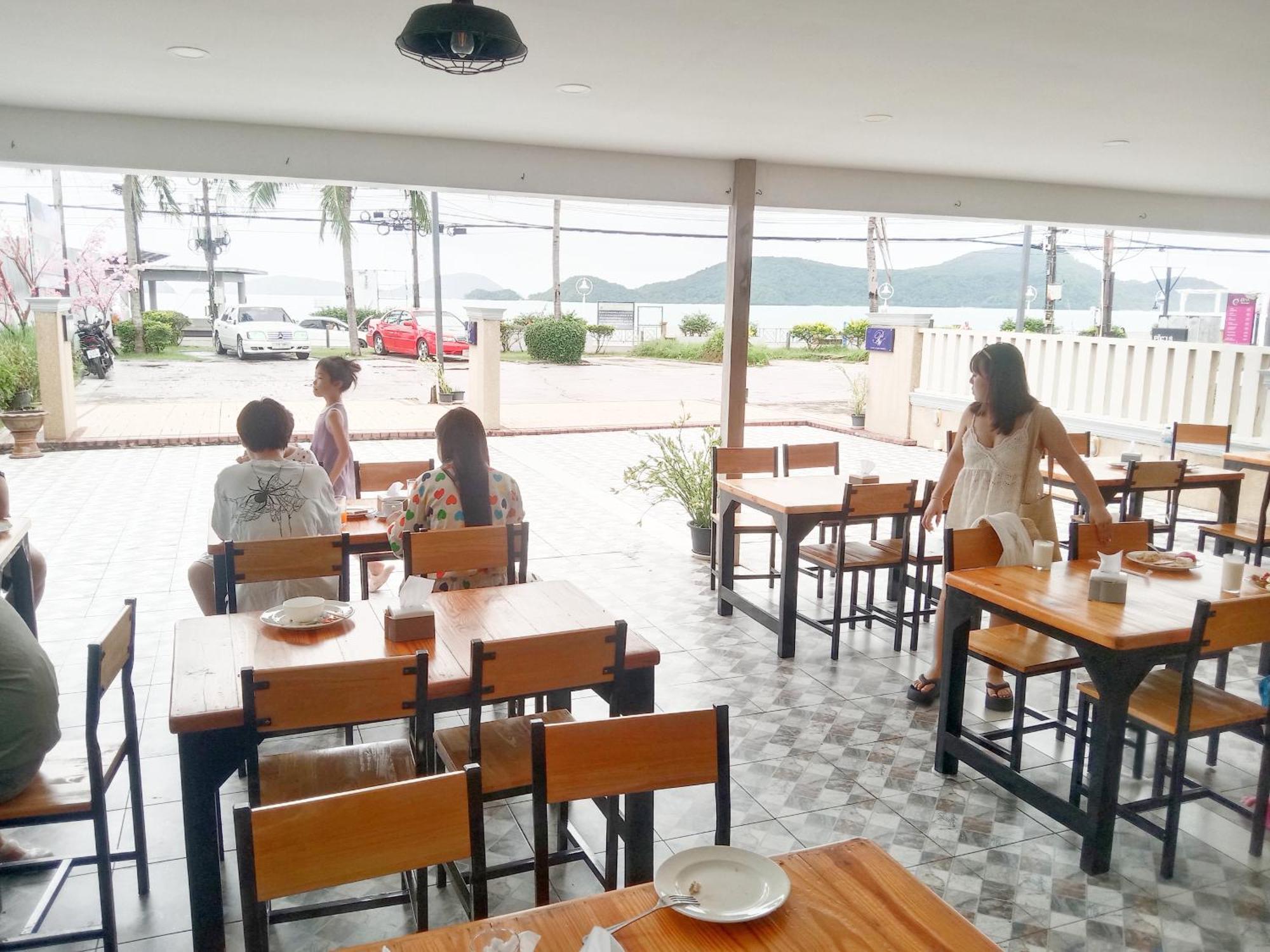 Panwa Beach Side Beachfront Phuket Esterno foto